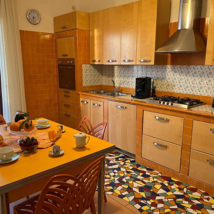 Bed and Breakfast Vip Sul Mare Castellammare di Stabia Exterior foto